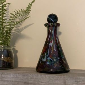 Blown glass bottle